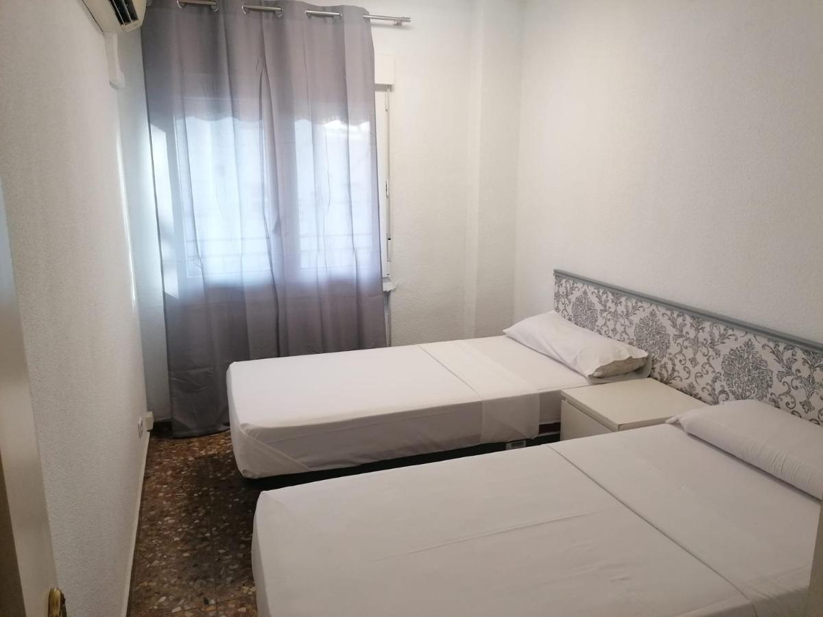 Hello Madrid Hotel Екстериор снимка