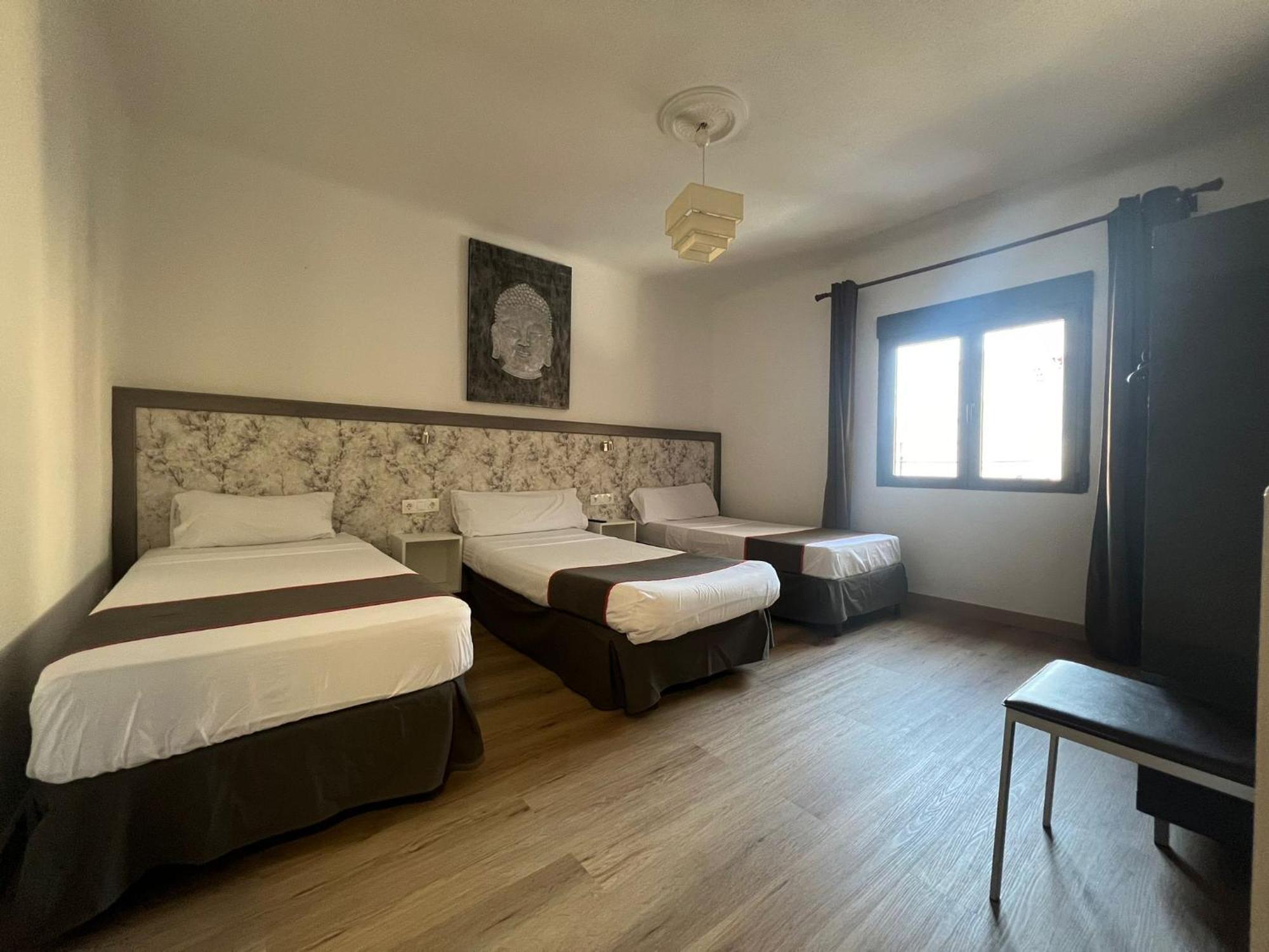 Hello Madrid Hotel Екстериор снимка